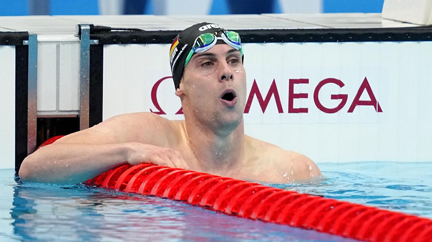 Tief durchatmen: Fabian Schwingenschlögl taucht nach dem Halbfinale aus dem Wasser des Aquatics Centre auf und überlegt, ob seine Zeit fürs Finale reichen könnte.
Tief durchatmen: Fabian Schwingenschlögl taucht nach dem Halbfinale aus dem Wasser des Aquatics Centre auf und überlegt, ob seine Zeit fürs Finale reichen könnte.