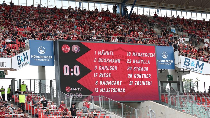 Es soll an diesem Nachmittag, an dem sich Nürnbergs Vorzeigefußballer bis auf mangelnde Präzision und ein bisschen zu wenig Durchschlagskraft wenig vorzuwerfen haben, einfach nicht sein. Knüpft der Club an seine Leistung gegen Aue in Paderborn an, könnte dort jedoch der erste Sieg der Spielzeit warten.