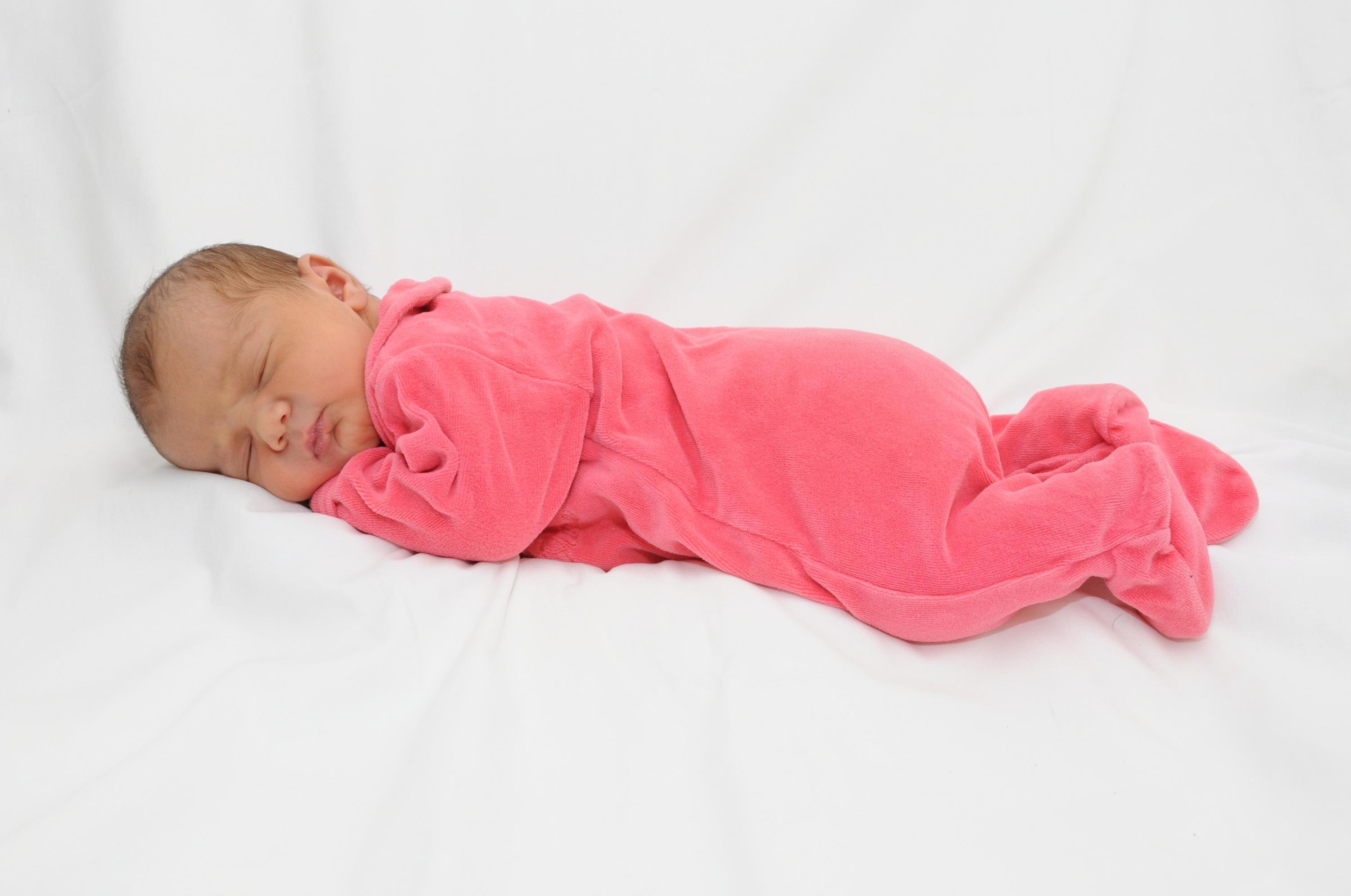 Die kleine Safira kam am 21. Juli im Klinikum Nürnberg-Süd zur Welt. Bei einer Größe von 49 Zentimetern brachte sie 3810 Gramm auf die Waage. 