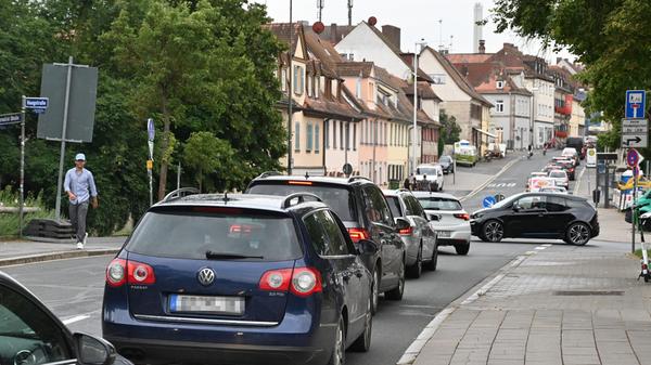 Stau wegen Baustelle Bayreuther Straße