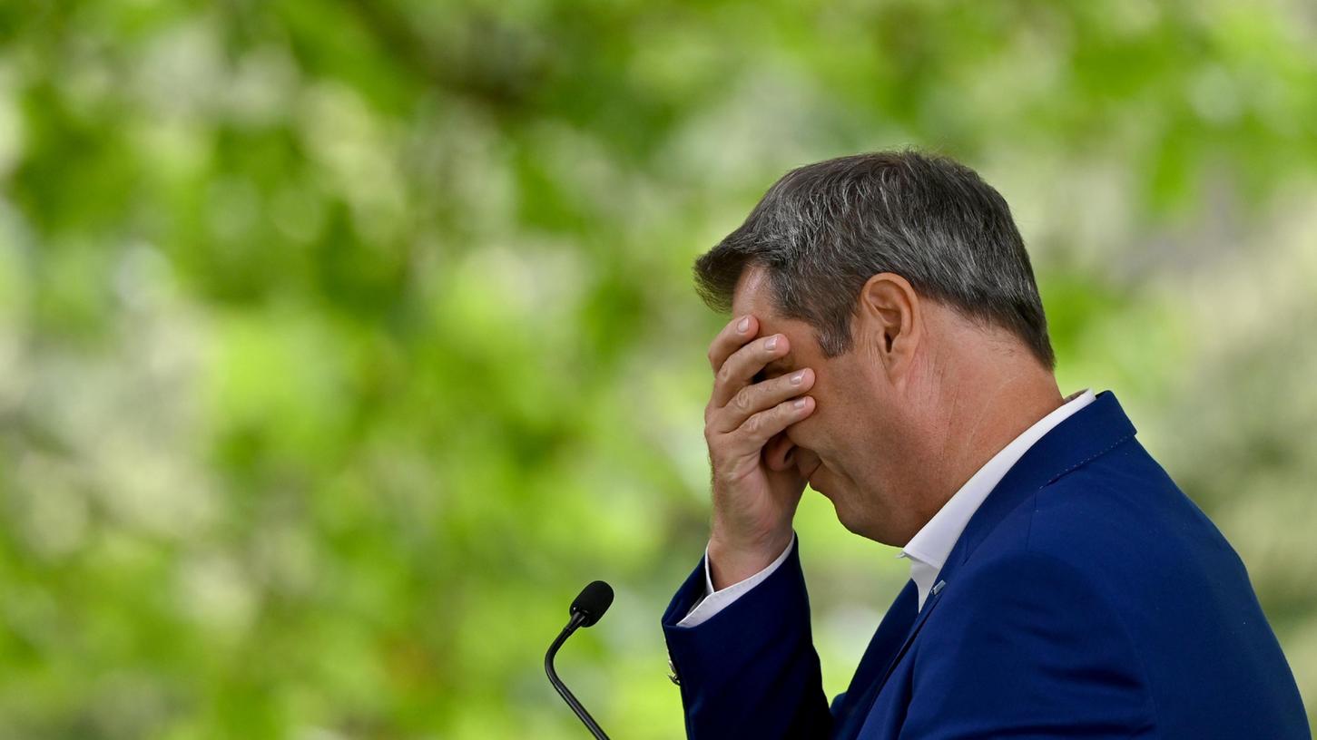 Markus Söder lehnt zwar eine Impfpflicht weiter ab. Doch er verlangt deutliche Unterschiede, wie Geimpfte und Nichtgeimpfte behandelt werden. Markus Söder lehnt zwar eine Impfpflicht weiter ab. Doch er verlangt deutliche Unterschiede, wie Geimpfte und Nichtgeimpfte behandelt werden.