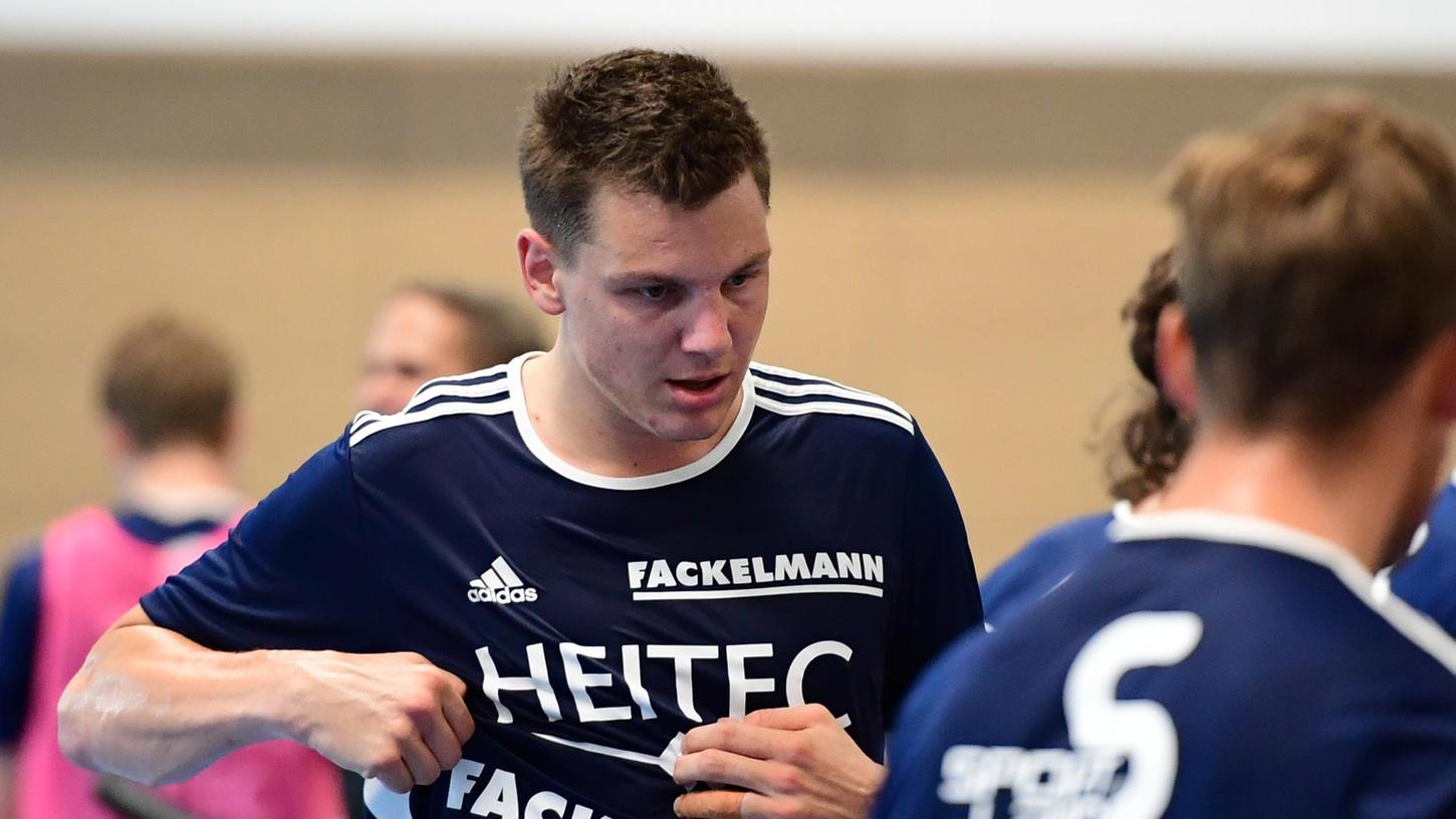 Wichtig auf dem Platz und in der Kabine: Christoph Steinert will den HC Erlangen ein zweites Mal voranbringen.
Wichtig auf dem Platz und in der Kabine: Christoph Steinert will den HC Erlangen ein zweites Mal voranbringen.