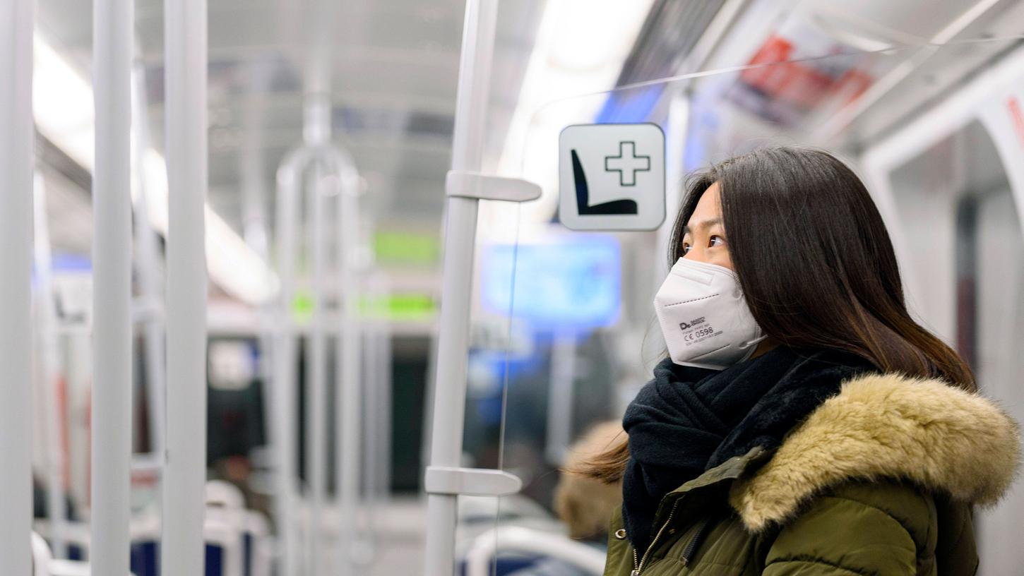 Derzeit sind deutlich weniger Fahrgäste mit den öffentlichen Verkehrsmitteln unterwegs als vor der Pandemie.