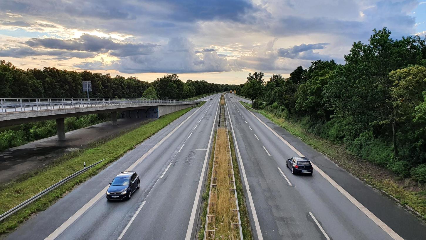 Die Südwesttangente ist keine Autobahn - und kostet die Städte Nürnberg und Fürth deshalb Millionen Euro.