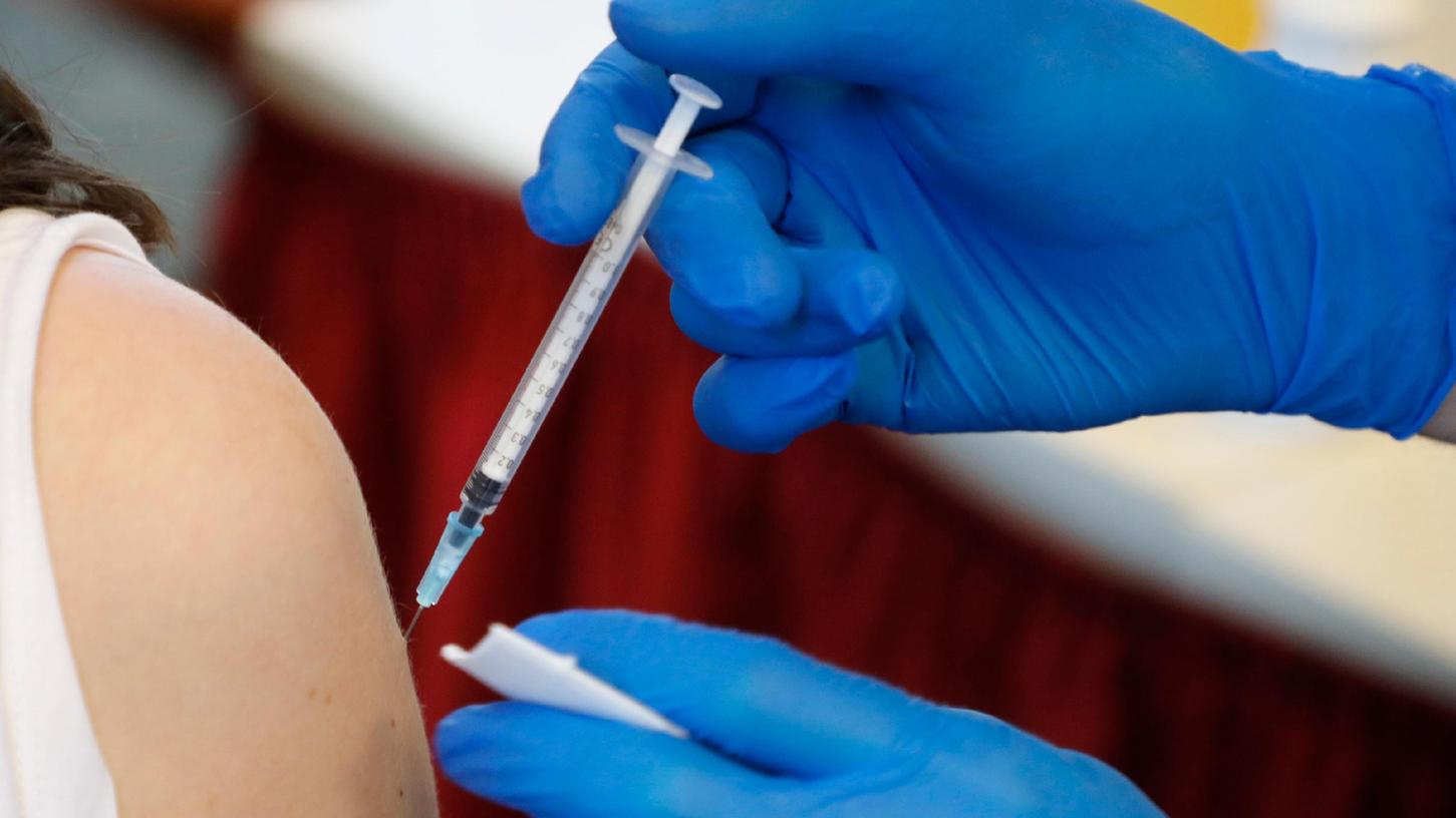 Bayern plant, ungenutzte Impfdosen zurück an den Bund zu geben.