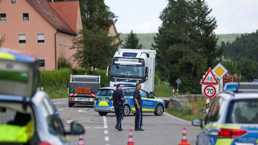 Rollerfahrer stirbt auf der B466 bei Obererlbach