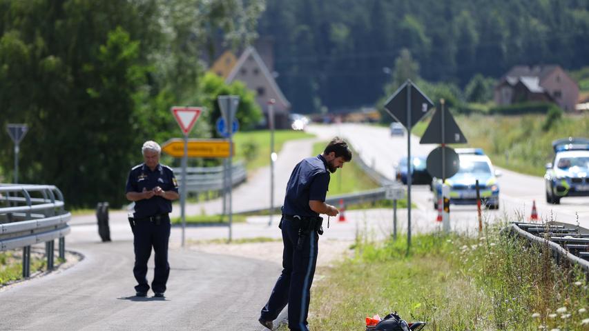 Rollerfahrer stirbt auf der B466 bei Obererlbach