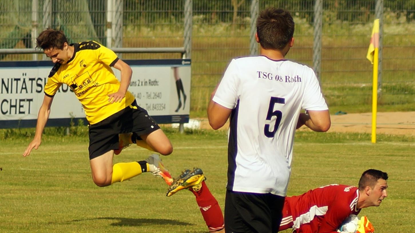 Hält den Kasten Sauber. TSG-Torhüter Philipp Kellner behält beim 3:0 Sieg gegen Lauterhofen am 24. Juli eine weiße Weste. Hält den Kasten Sauber. TSG-Torhüter Philipp Kellner behält beim 3:0 Sieg gegen Lauterhofen am 24. Juli eine weiße Weste.