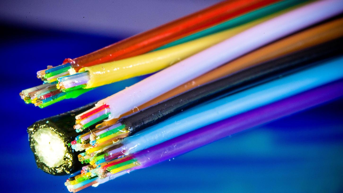 Auch der Nürnberger Stadtteil Birnthon hofft auf eine schnelle Internetverbindung mit Glasfaser.
Auch der Nürnberger Stadtteil Birnthon hofft auf eine schnelle Internetverbindung mit Glasfaser.