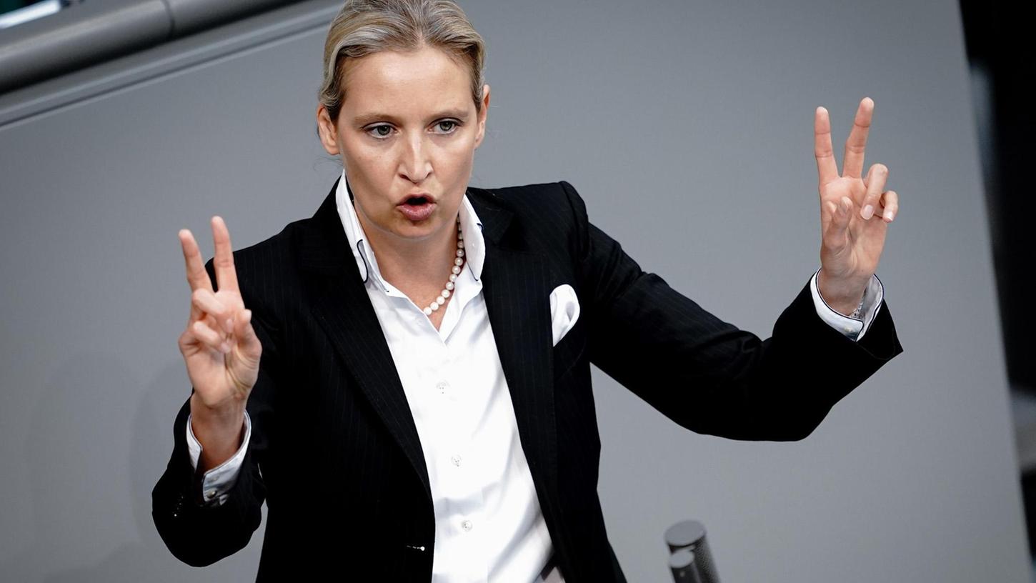Die Spitzenkandidatin der AfD für die Bundestagswahl, Alice Weidel, will sich auf absehbare Zeit nicht gegen Covid-19 impfen lassen.
Die Spitzenkandidatin der AfD für die Bundestagswahl, Alice Weidel, will sich auf absehbare Zeit nicht gegen Covid-19 impfen lassen.