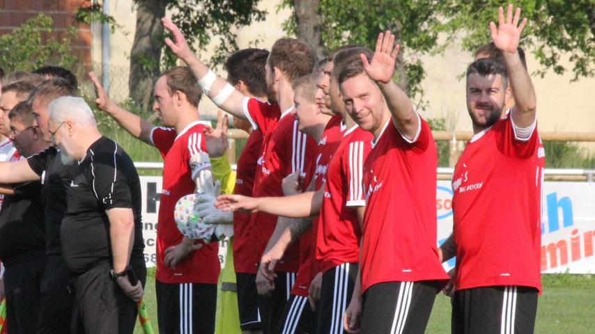 Bye, bye Kreisliga: Der FC/DJK Weißenburg ist nach zehn Jahren in höheren Fußball-Gefilden nun mit dem Abstieg wieder in die Kreisklasse West zurückgekehrt.  