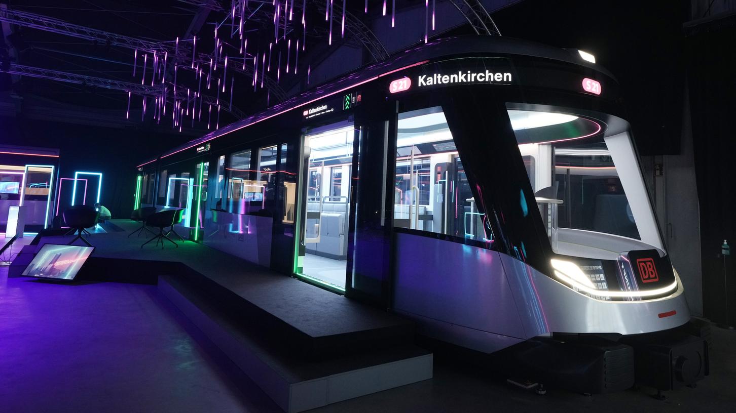 IdeenzugCity: So könnte die S-Bahn der Zukunft aussehen.
IdeenzugCity: So könnte die S-Bahn der Zukunft aussehen.