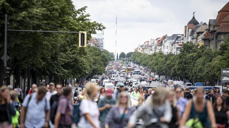 Bei Krawallen in Berlin: Bei Krawallen in Berlin: