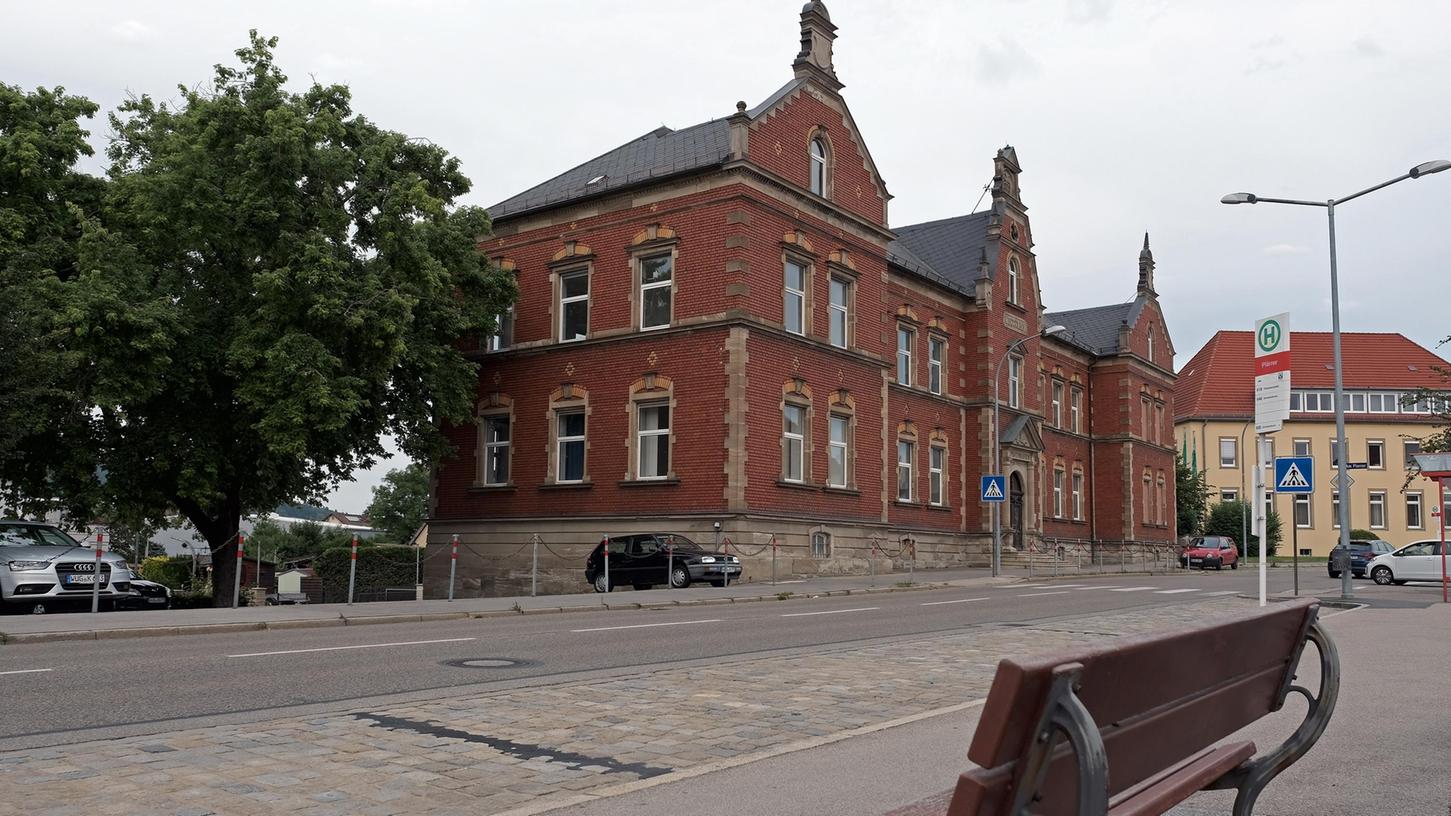 Im Progymnasium wird wieder ein Büro für die Produktion des Stadtschreiberstückes Im Progymnasium wird wieder ein Büro für die Produktion des Stadtschreiberstückes