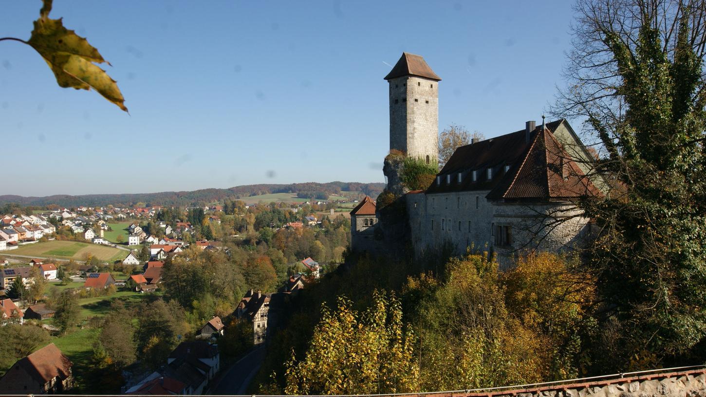 Burg Veldenstein in Neuhaus an der Pegnitz 2017. Burg Veldenstein in Neuhaus an der Pegnitz 2017.