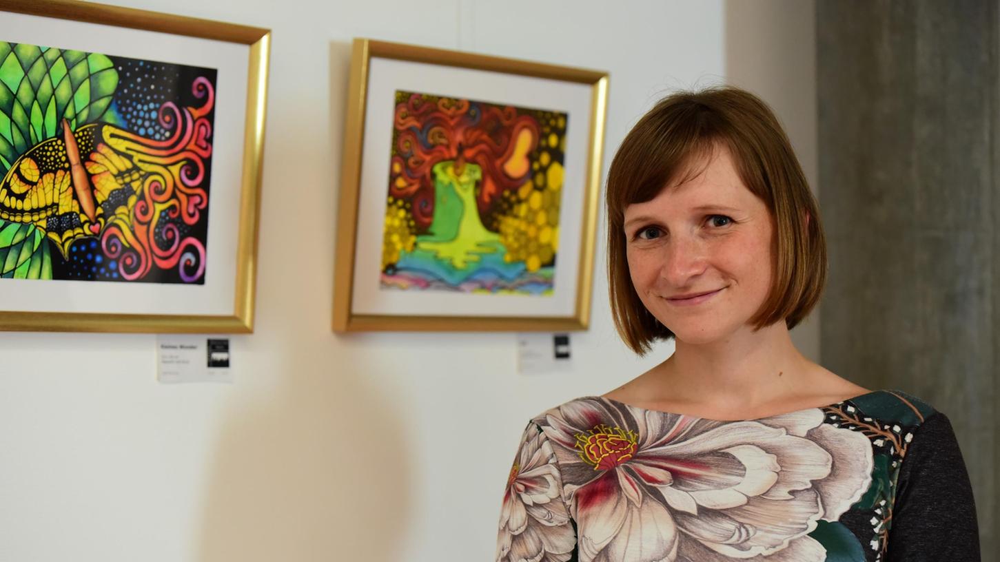 Auch die Künstlerin Julia Krause stellt im Heroldsberger Rathaus aus. 