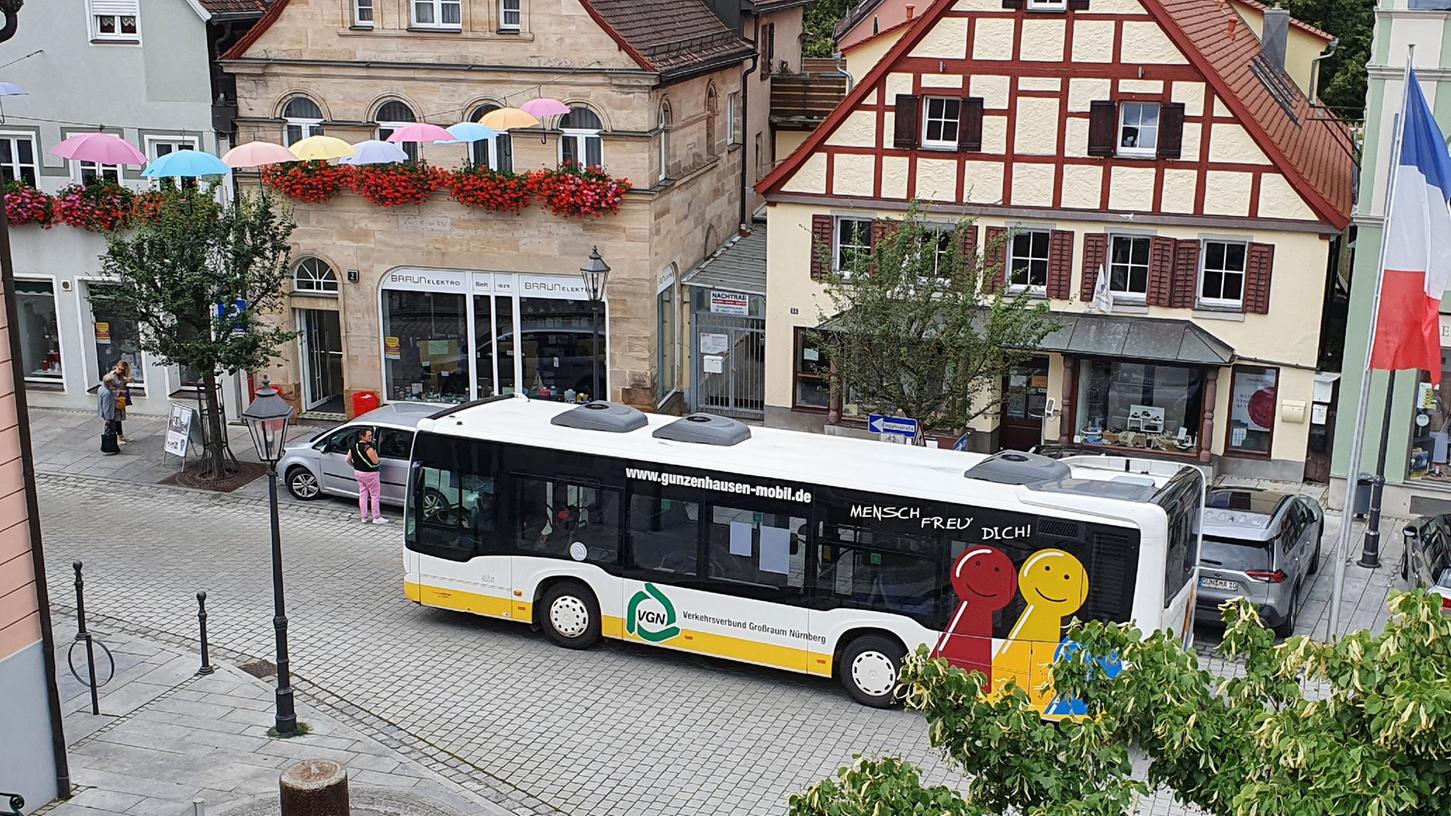Noch ist der Landkreis Aufgabenträger für den ÖPNV in Gunzenhausen. Das soll künftig die neue Mobilitätsgesellschaft übernehmen.