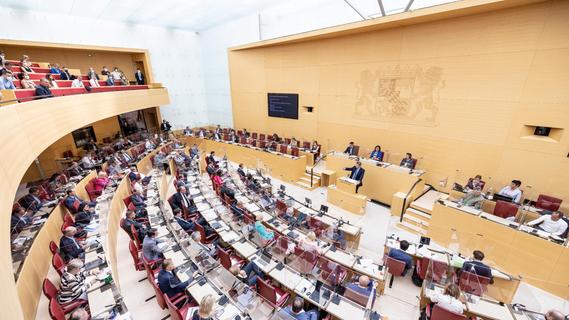 Nach "Querdenker"-Initiative: Bayern bekommt Volksbegehren zur Abberufung des Landtags
