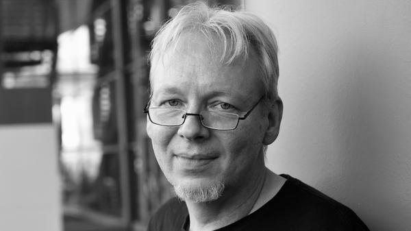 Der Cartoonist Martin Perscheid ist in der Nacht zum 31. Juli 2021 nach langem Kampf gegen den Krebsim Alter von 55 Jahren gestorben.