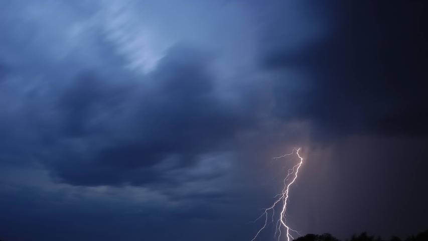 Regen, Wolken und örtliche Schauer: Auch das Wochenende wird ungemütlich Regen, Wolken und örtliche Schauer: Auch das Wochenende wird ungemütlich
