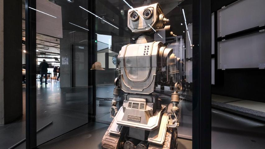 Roboter unterhalten uns und erleichtern uns die Arbeit - aber können sie auch menschliche Zuwendung ersetzen?