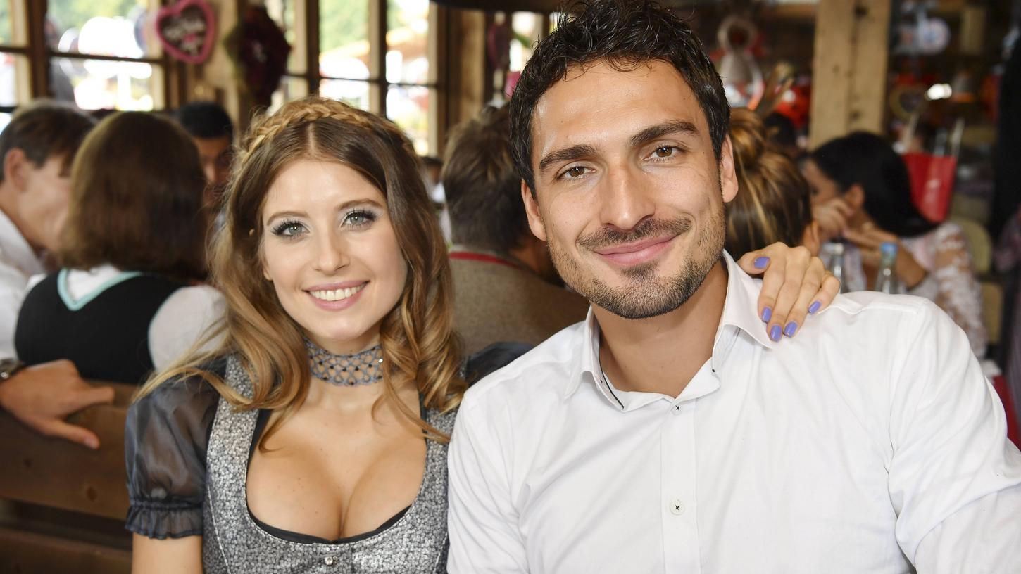 Cathy und Mats Hummels sind offenbar getrennt. Cathy und Mats Hummels sind offenbar getrennt.