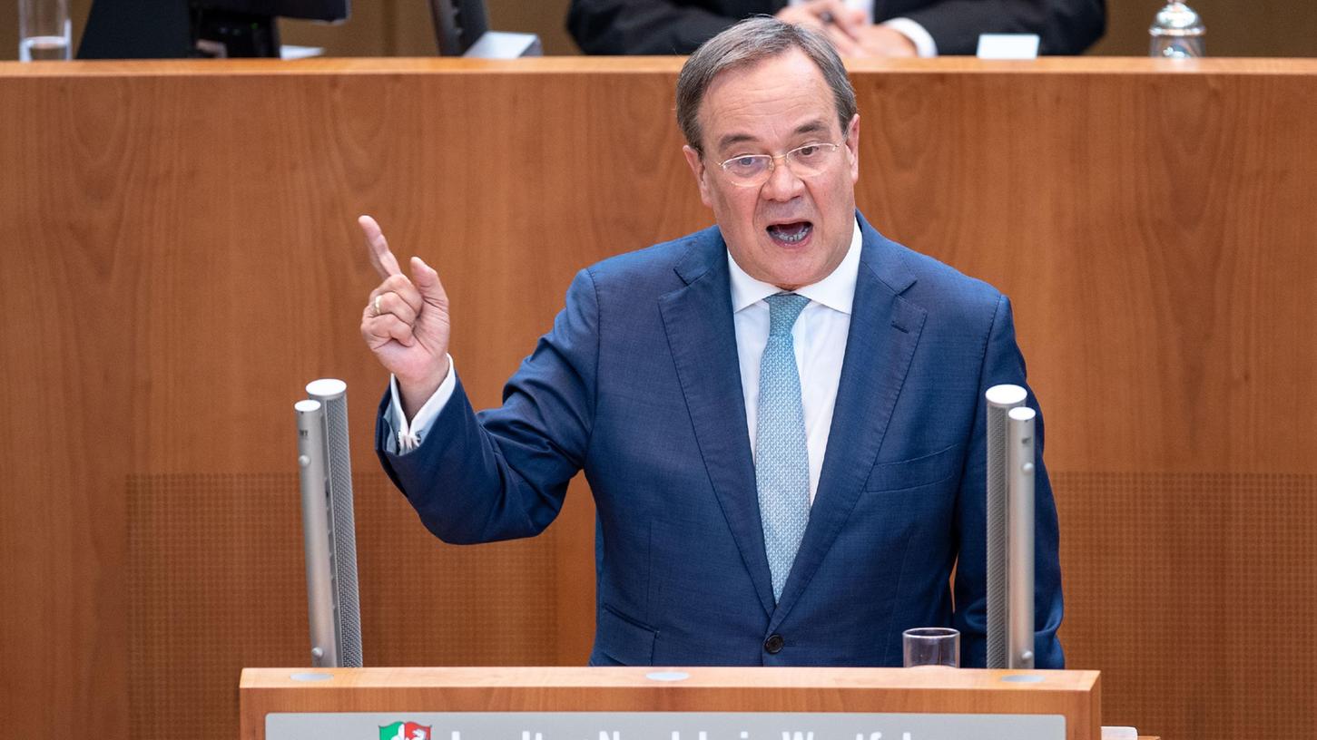 Die SPD geht in einem Wahlwerbespot mit Armin Laschet, dem Kanzlerkandidaten der Union, hart ins Gericht. 