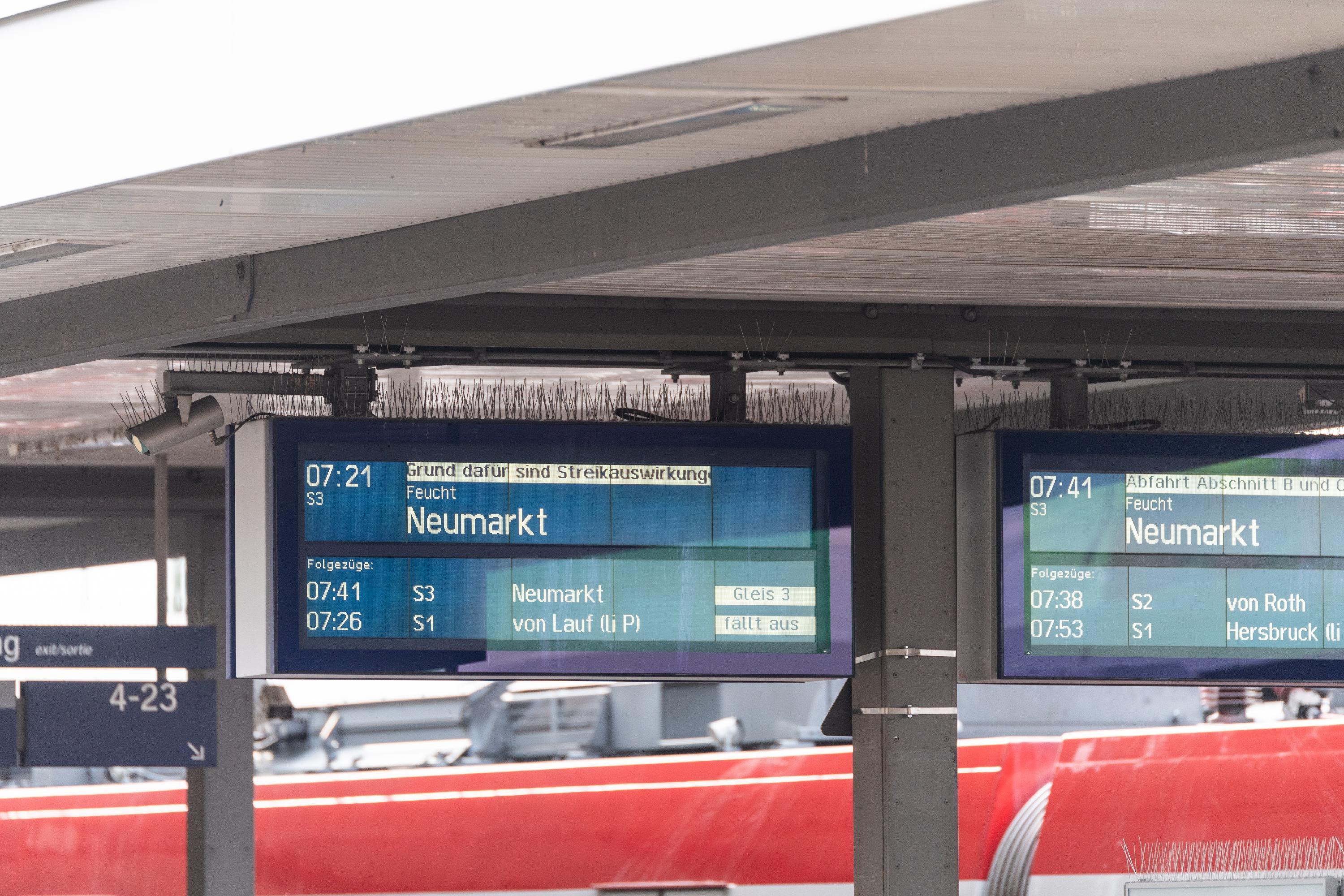 S1, S2, S3 - auf nahezu allen Linien im Bahnverkehr in Franken kommt es am Mittwoch und Donnerstag zu Verspätungen und Zugausfällen.