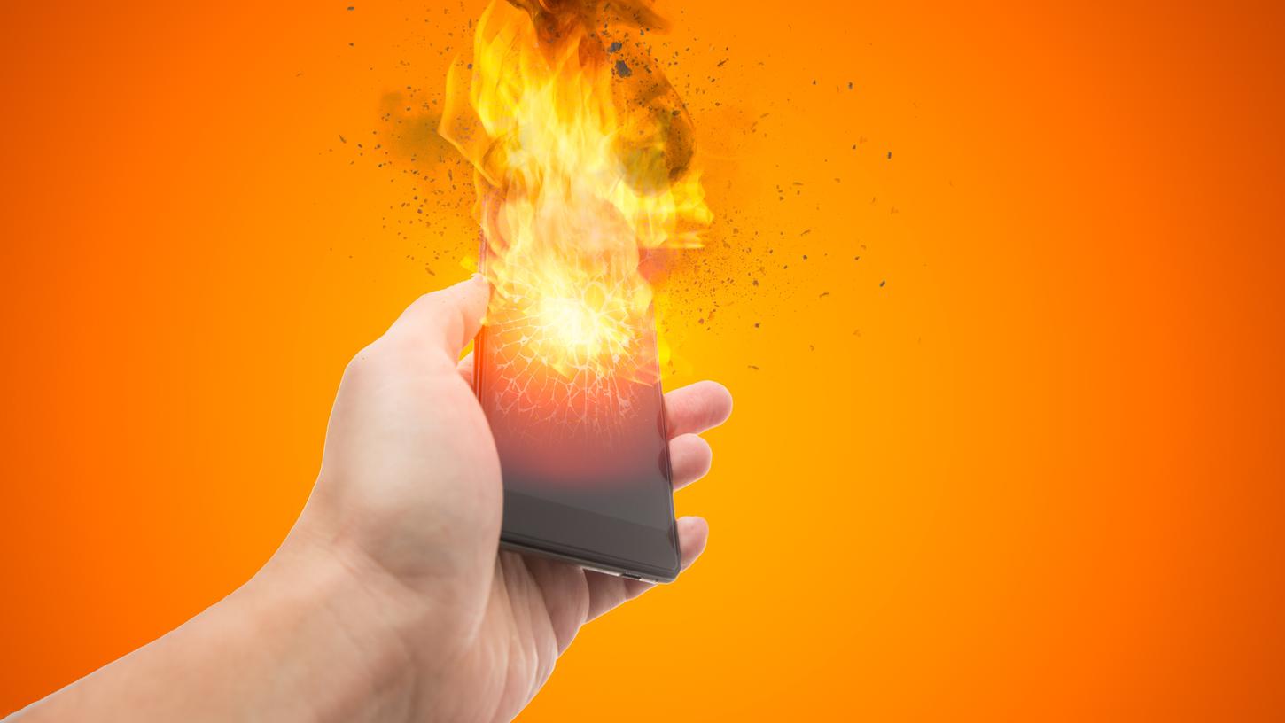 Wenn sich das Smartphone erhitzt, kann es schnell auch mal heiß auf den Handflächen werden.