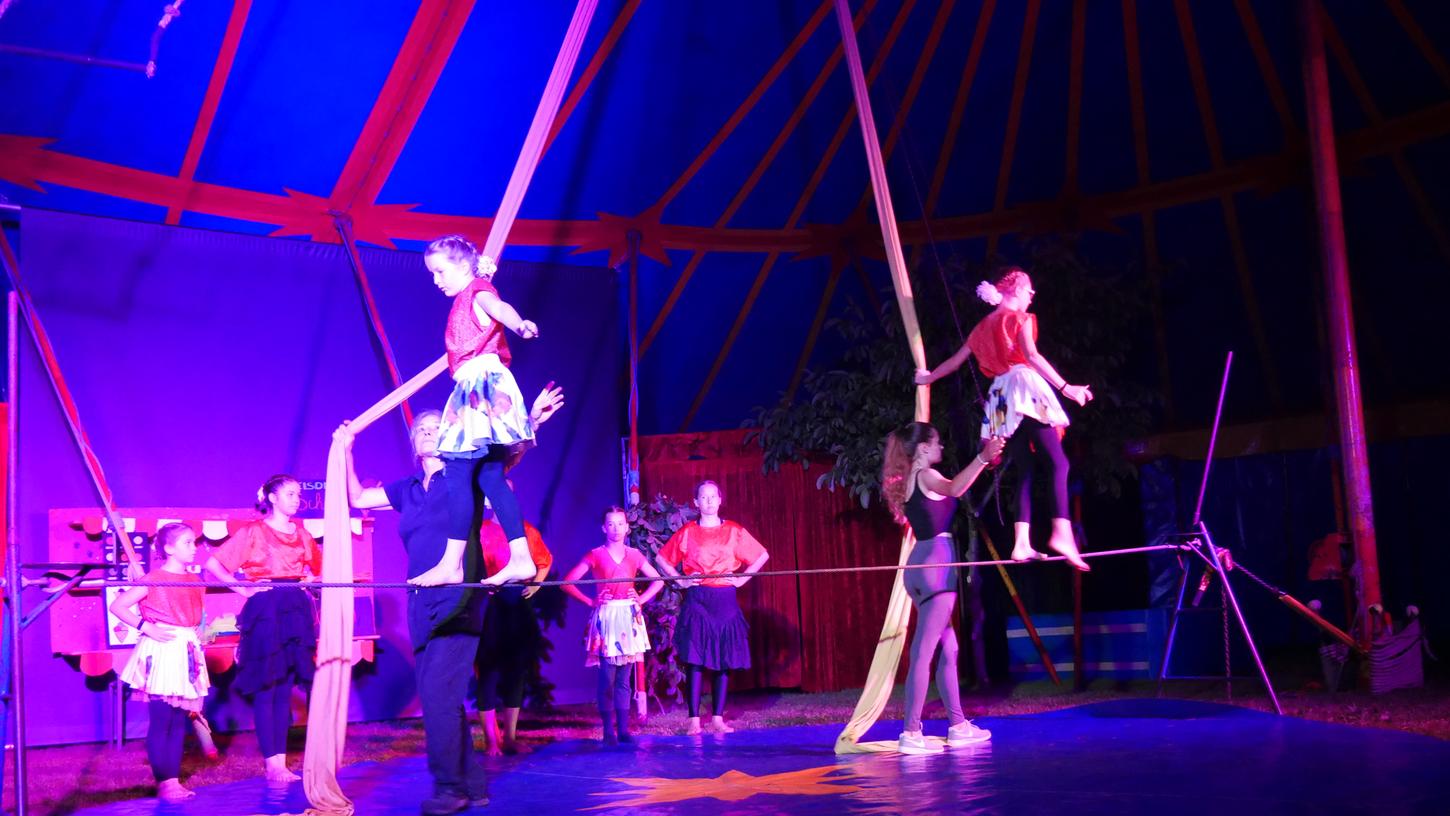  Manege frei hieß es im integrativen Zirkus Schnauz, der 2021 in Dobenreuth als Freizeitprogramm für Kinder gastierte.
