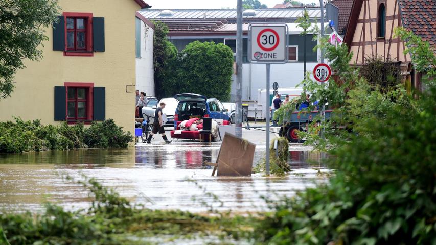 Dutzende Anwesen waren in Wilhermsdorf von dem Hochwasser betroffen.