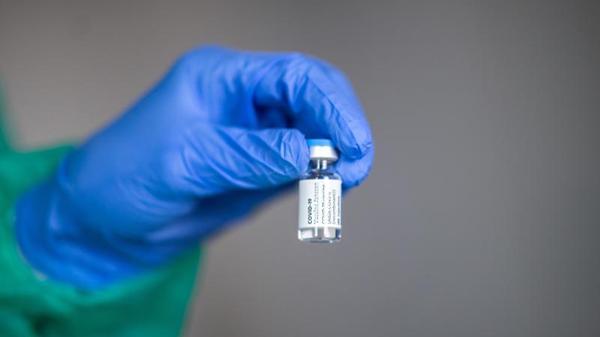 Warum man trotz Impfung an Corona erkranken kann_urn-newsml-dpa-com-20090101-210722-99-482078_large_4_3.jpg