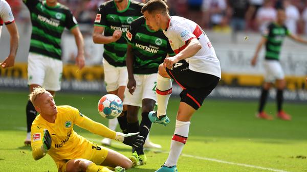 Kassierte fünf Tore. Hätte bei den Flanken und Standards in der zweiten Hälfte womöglich aus dem Tor kommen müssen, doch auch seine Vorderleute hatten Schuld an den Gegentreffern. Zeigte sich fußballerisch verbessert und bewahrte seine Mannschaft in der Schlussphase mit mehreren guten Paraden vor einem noch größeren Debakel.