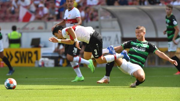 Spielte wie schon in Babelsberg etwas weiter hinten auf der Sechs. Versuchte dem Spiel dort Struktur und Ordnung zu geben, musste aber einsehen, dass das eine Liga weiter oben um einiges schwerer ist als noch im Vorjahr.