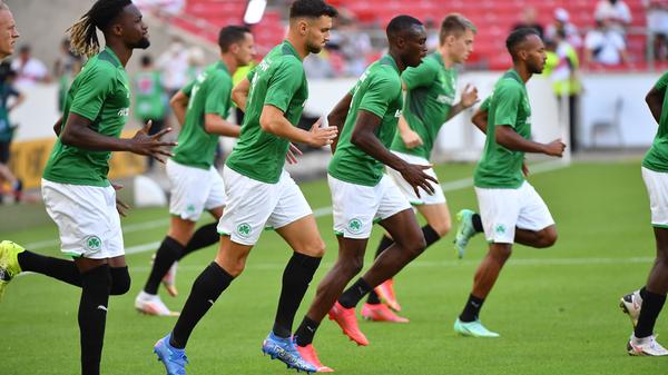 Konnte seine Geschwindigkeit nicht nutzen, weil das Kleeblatt nach seiner Einwechslung fast nur noch darauf bedacht war, eine noch höhere Niederlage zu verhindern. Leitete in der Nachspielzeit immerhin den Ehrentreffer vor und sammelte so seinen ersten Bundesliga-Assist. Immerhin etwas...