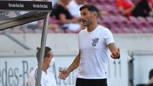 Das hätte definitiv besser laufen können: Mit 1:5 hat das Kleeblatt den Saisonauftakt beim VfB Stuttgart in den Sand gesetzt. Phasenweise spielten die Hausherren den Aufsteiger schwindelig -hier kommen alle Bilder der Hitze-Schlacht!