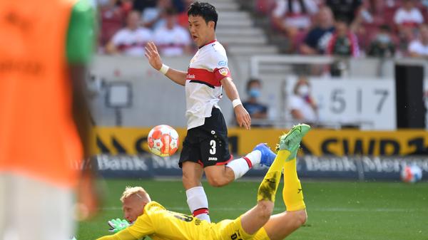 Das hätte definitiv besser laufen können: Mit 1:5 hat das Kleeblatt den Saisonauftakt beim VfB Stuttgart in den Sand gesetzt. Phasenweise spielten die Hausherren den Aufsteiger schwindelig -hier kommen alle Bilder der Hitze-Schlacht!