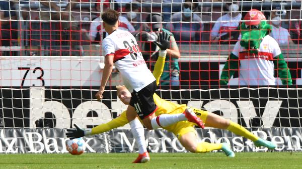 Das hätte definitiv besser laufen können: Mit 1:5 hat das Kleeblatt den Saisonauftakt beim VfB Stuttgart in den Sand gesetzt. Phasenweise spielten die Hausherren den Aufsteiger schwindelig -hier kommen alle Bilder der Hitze-Schlacht!