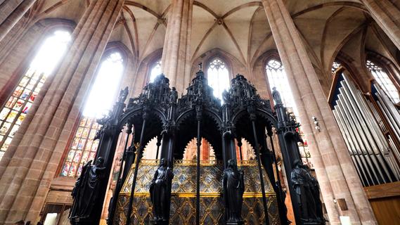Nürnberg: Pfarrer macht seinen Reim auf Kunstwerke von St. Sebald