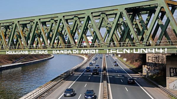 Außenaufnahmen fanden laut BR auf der Südwesttangente statt.