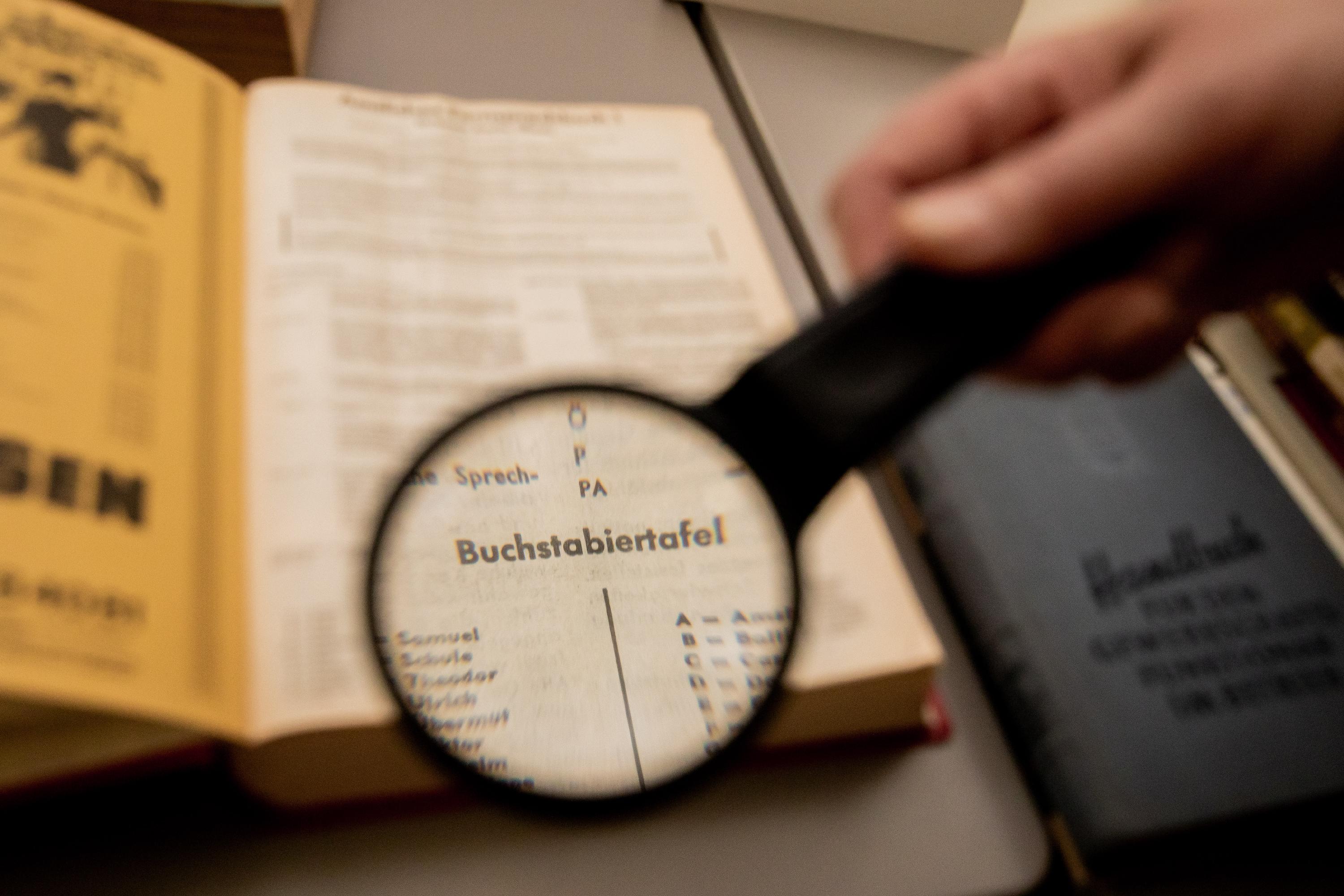 Buchstabiertafel