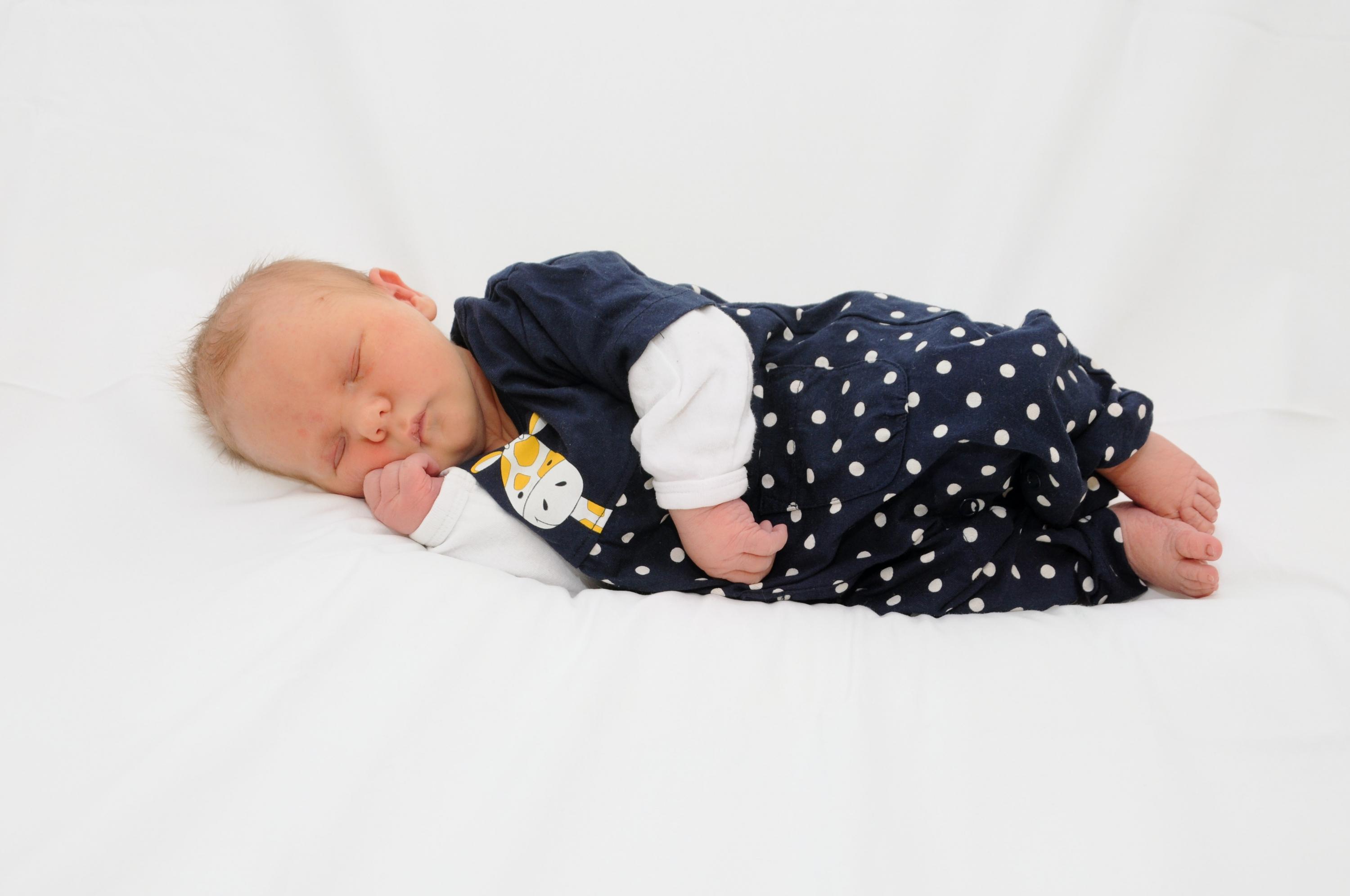 Erik Felix wurde am 14. August mit einem Gewicht von 3620 Gramm und einer Größe von 51 Zentimetern im Klinikum Nürnberg Süd geboren. Herzlich willkommen!