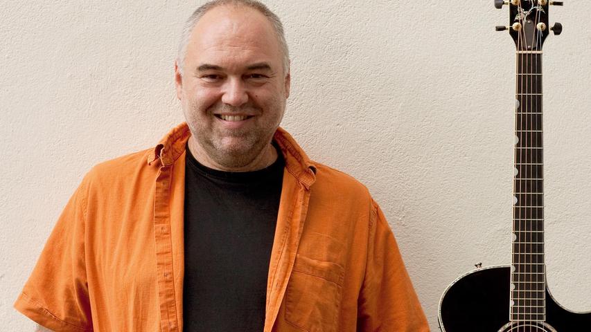 Liedermacher und Pfarrer Wolfgang Buck. Liedermacher und Pfarrer Wolfgang Buck.