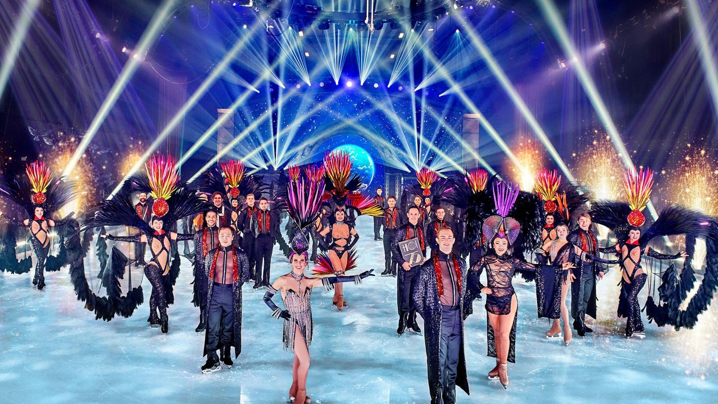 Ausgefallene Kostüme gibt es in der Eisrevue zu sehen, die mit 40 Eisläufern und Artisten im Dezember nach Nürnberg kommt.
Ausgefallene Kostüme gibt es in der Eisrevue zu sehen, die mit 40 Eisläufern und Artisten im Dezember nach Nürnberg kommt.