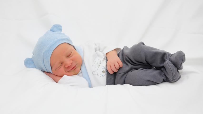 Der kleine Marko kam am 15. August 2021 im Süd-Klinikum in Nürnberg zur Welt. Bei der Geburt wog Marko 3570 Gramm und war 52 Zentimeter groß.