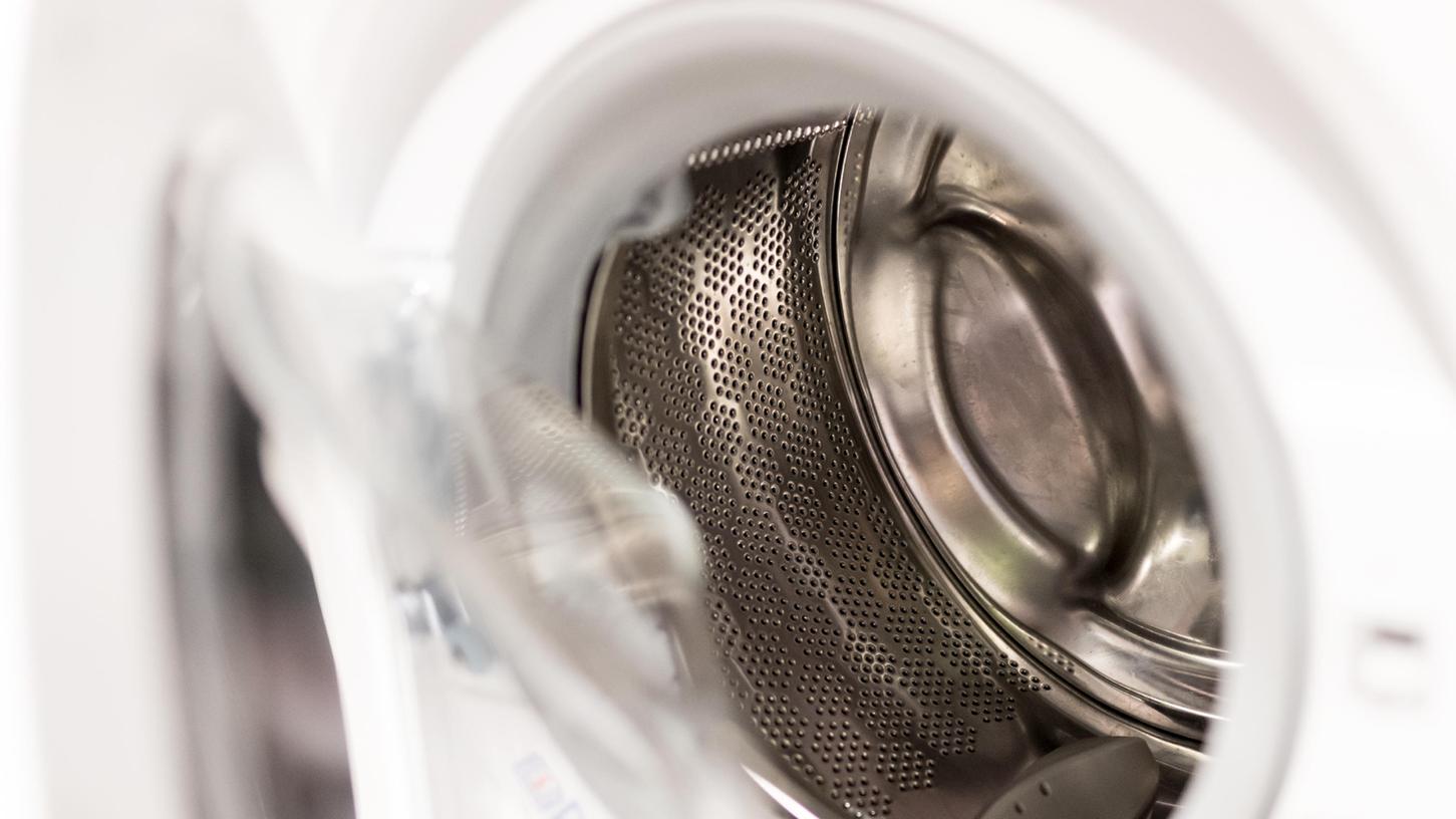 Die Waschmaschine verursacht Lärm. Ist Wäschewaschen am Sonntag deshalb verboten?