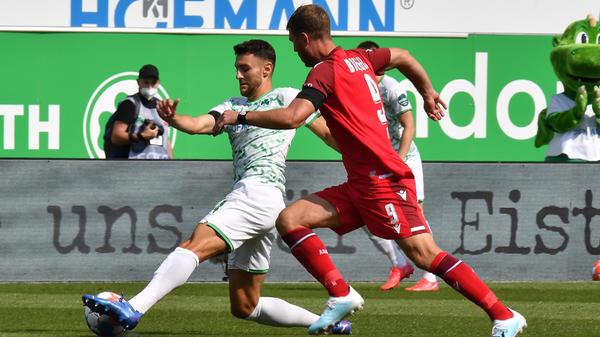Hatte in Stuttgart einen rabenschwarzen Tag erwischt, war in seinem zweiten Bundesliga-Spiel aber schon sehr viel stabiler. Ließ mit seinen Kollegen in der Defensive nicht viel zu und verteidigte die physisch starke Bielefelder Offensive beinahe problemlos.