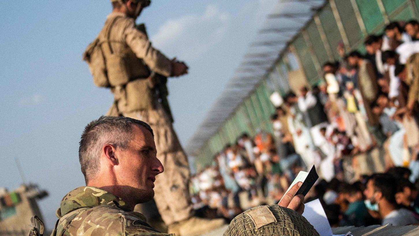 Auch britische Soldaten sind an der Evakuierungsmission am Kabuler Flughafen beteiligt.
