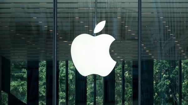 Jährlich im September steht bei Apple für gewöhnlich eine große Keynote an, in der Neuerscheinungen und Pläne für die Zukunft präsentiert werden. Neben den schon heiß ersehnten iPhone-13-Modellen dürfte es dieses Jahr aber noch einige weitere Produkte geben: Neue AirPods, iPad Mini, MacBook Pro und die neue Apple Watch Series sind im Gespräch.