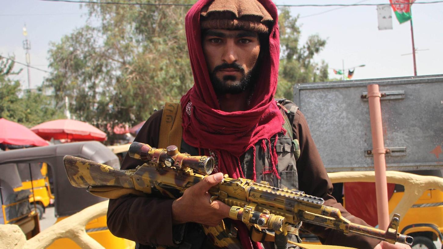Die Taliban haben das Land Afghanistan in rasanter Geschwindigkeit überrannt. Die Taliban haben das Land Afghanistan in rasanter Geschwindigkeit überrannt.